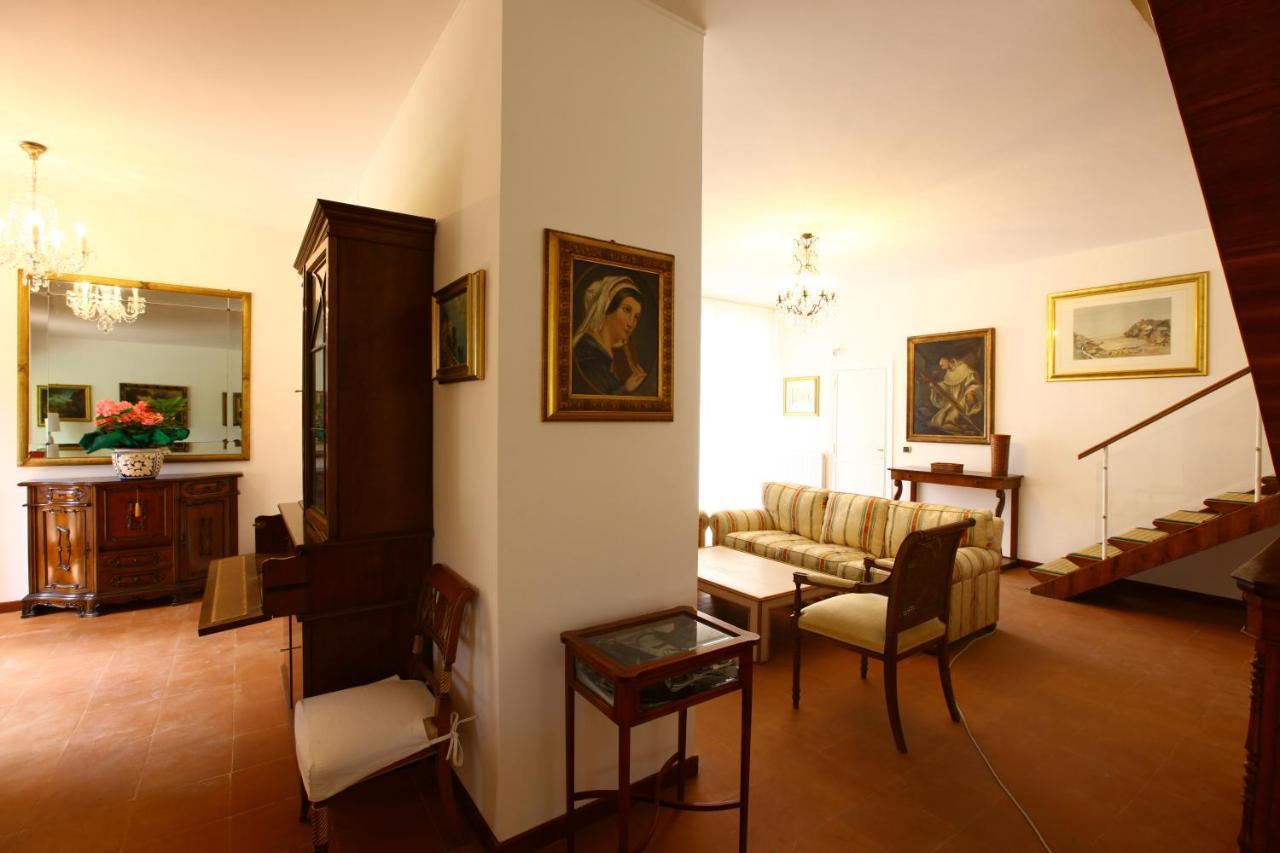 Villa Vanessa 프레제네 외부 사진